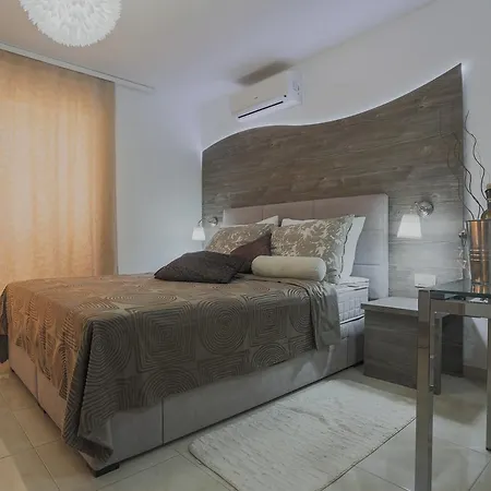 Apartments Maritea Vodice Exterior photo