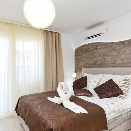 Apartments Maritea Vodice Exterior photo