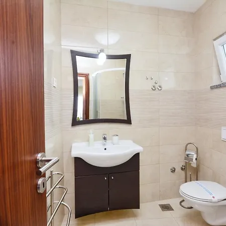 Apartments Maritea Vodice Exterior photo
