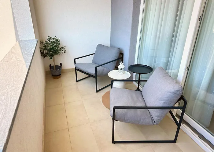 Apartments Maritea