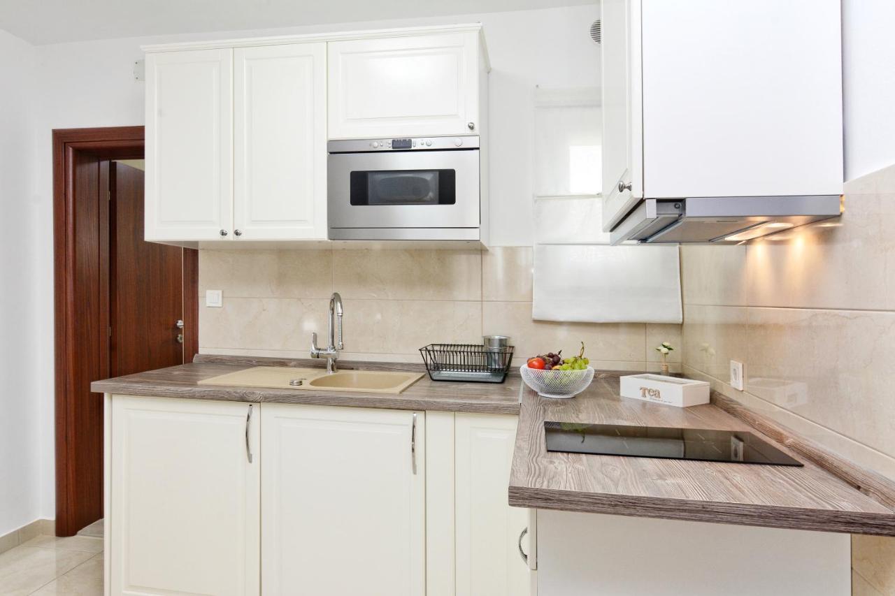 Maritea Apartment *